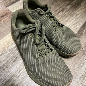 NoBull trainer plus 9.5M/11W